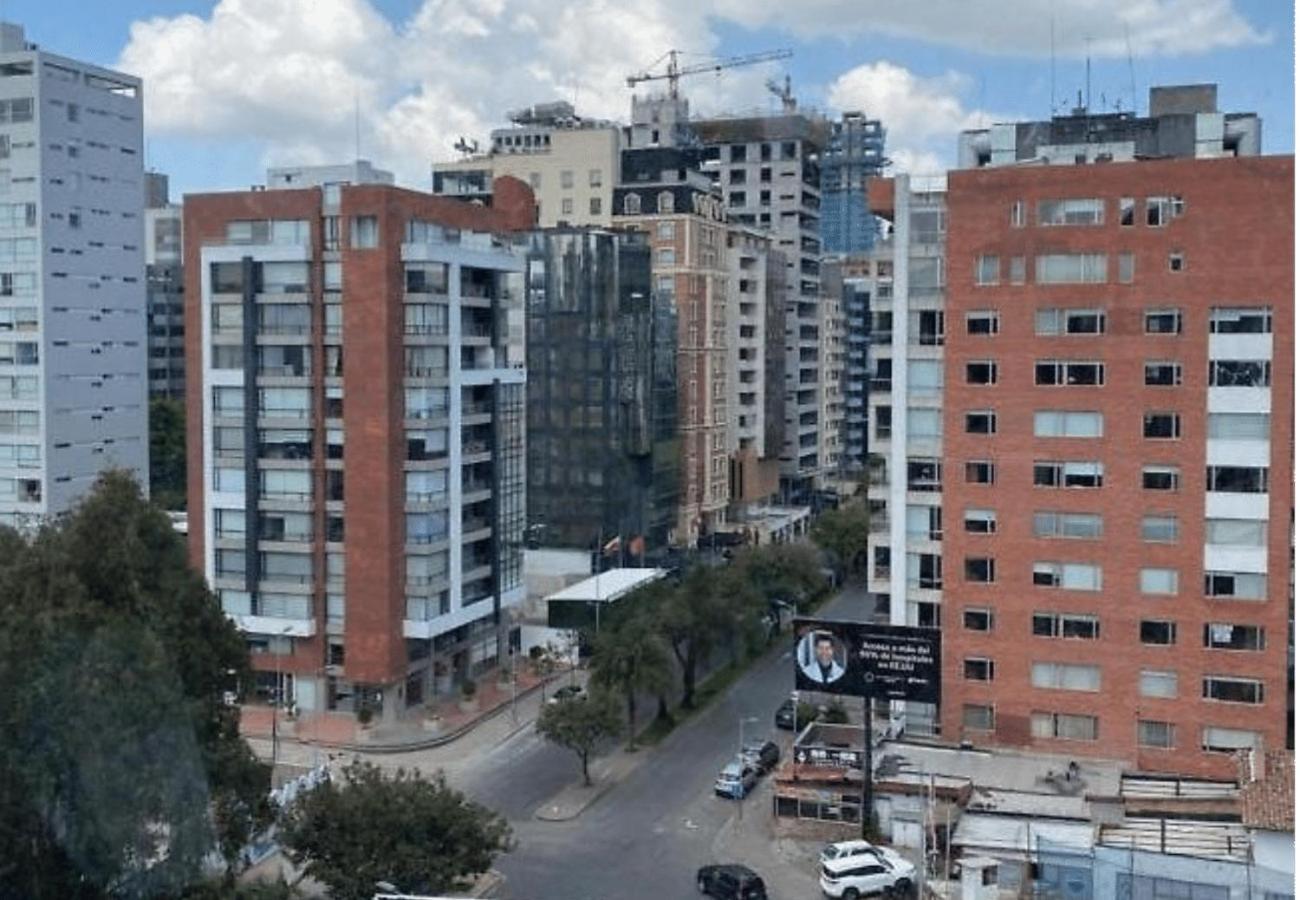 &Arbat Quito Republlica Del Salvador Alquiler Por Dias Apartment Exterior photo